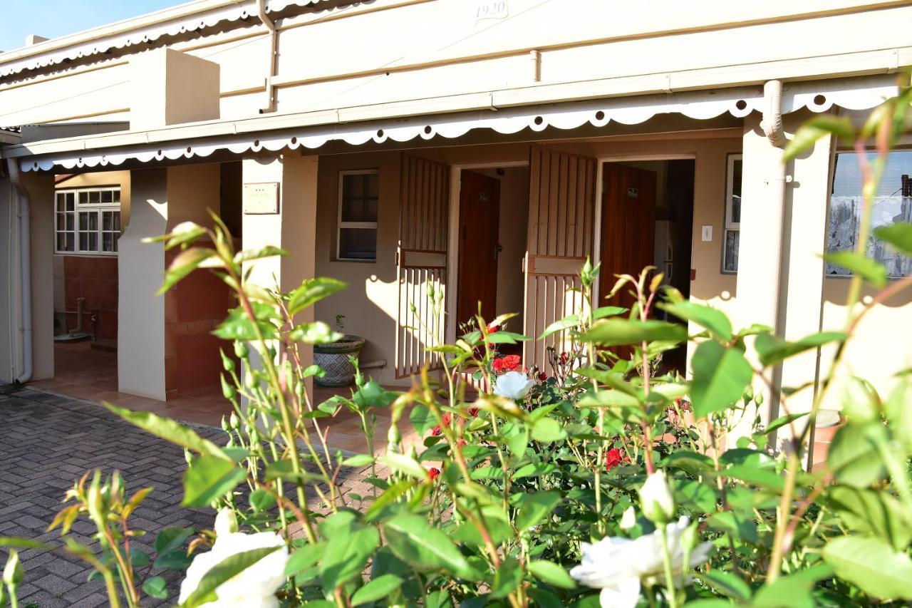 Villa Moria Peace Cottage ダルストロアーム エクステリア 写真
